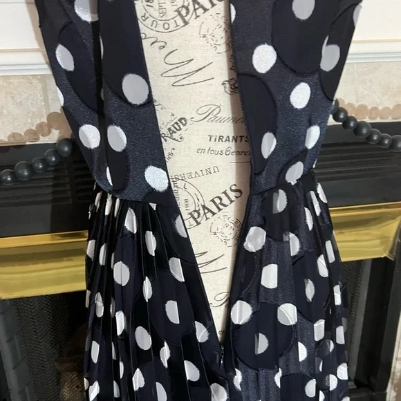 ADRIANA PAPELL Fit and Flare Black With White Polka Dot Printed Dress Size 4 - Picture 4 of 13